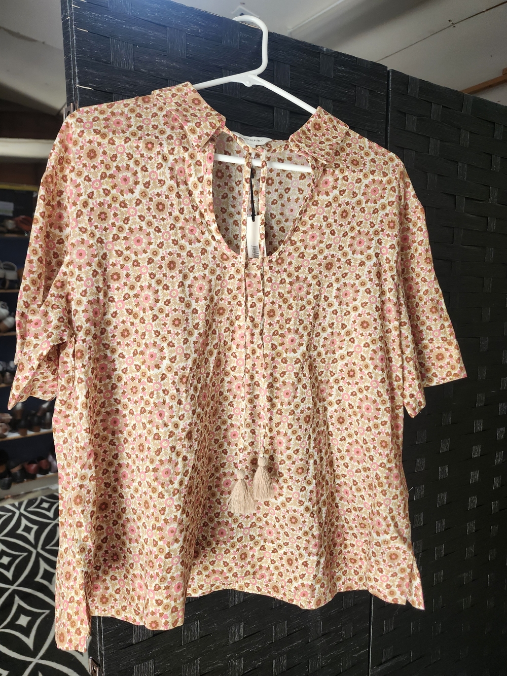 Banana Republic Pink Floral Tie-Front Blouse